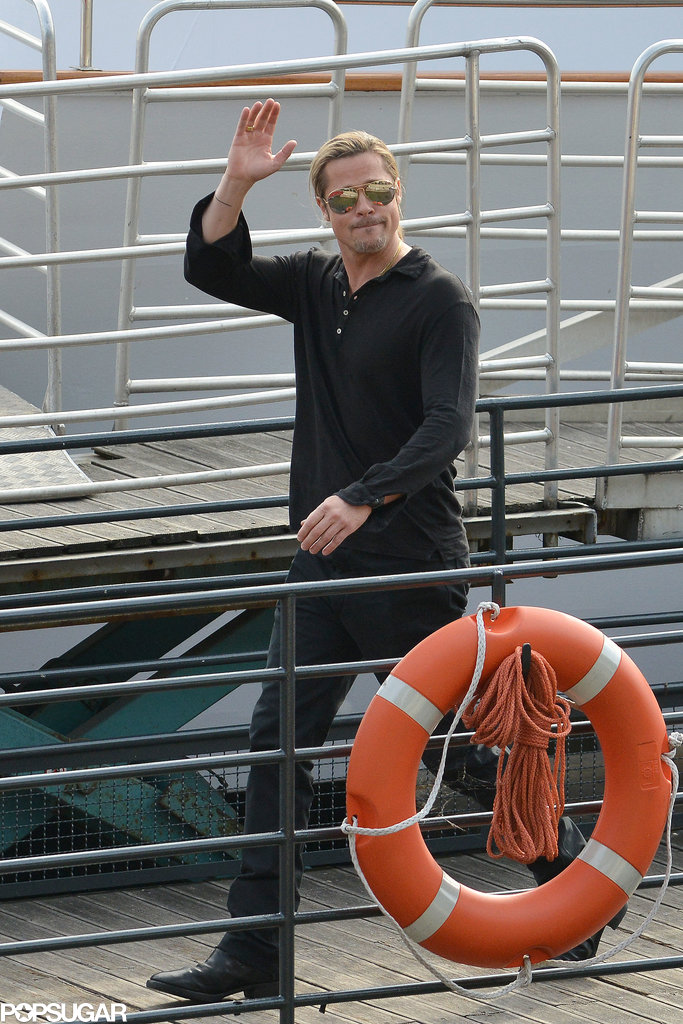 Brad Pitt waved in Paris.
Brad Pitt waved in Paris.