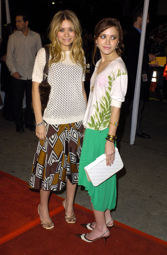 Twinning combo: The twins made a statement in printed separates for Starsky & Hutch's LA premiere.
Ashley balanced her geometric-print midi skirt with a short-sleeved crocheted sweater and satin pumps.
Mary-Kate spiced up her ruffled green skirt with a leaf-print sweater and wing-tipped sling-back pumps.
Twinning combo: The twins made a statement in printed separates for Starsky & Hutch's LA premiere.
Ashley balanced her geometric-print midi skirt with a short-sleeved crocheted sweater and satin pumps.
Mary-Kate spiced up her ruffled green skirt with a leaf-print sweater and wing-tipped sling-back pumps.