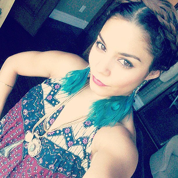 Vanessa Hudgens rocked a cute bohemian look, complete with pretty feather earrings.
Source: Instagram user vanessahudgens
Vanessa Hudgens rocked a cute bohemian look, complete with pretty feather earrings.
Source: Instagram user vanessahudgens