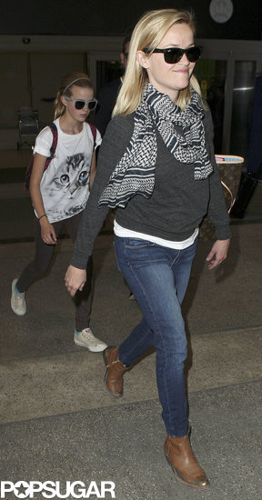 Reese Witherspoon and Ava Phillippe wore sunglasses at the airport in LA.
Reese Witherspoon and Ava Phillippe wore sunglasses at the airport in LA.