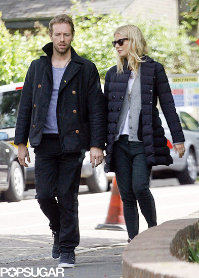 Gywneth Paltrow and Chris Martin took a stroll in London together.
Gywneth Paltrow and Chris Martin took a stroll in London together.