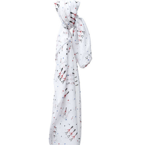 We love muslin baby blankets, so we can't help but fall in love with Piccalilly's Changing Guards cotton swaddling wrap ($16).
We love muslin baby blankets, so we can't help but fall in love with Piccalilly's Changing Guards cotton swaddling wrap ($16).