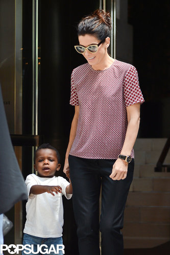 Sandra Bullock Breaks From Press For Lunch With Little Louis Sandra Bullock Breaks From Press For Lunch With Little Louis