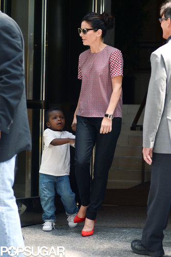 Sandra Bullock Breaks From Press For Lunch With Little Louis Sandra Bullock Breaks From Press For Lunch With Little Louis