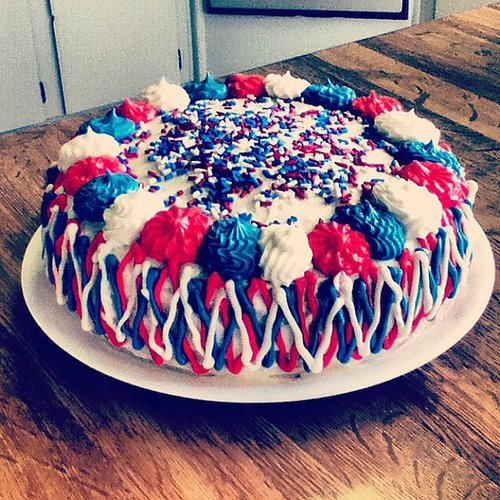 Bake a Fourth of July Cake Bake a Fourth of July Cake