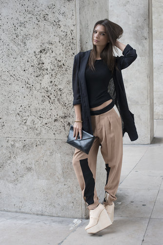Slouchy trousers that look related to the sweatpant? A total yes for us.
Slouchy trousers that look related to the sweatpant? A total yes for us.