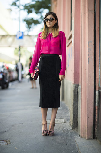 How to liven up your pencil skirt? With a bright button-down, of course.
Source: Le 21ème | Adam Katz Sinding
How to liven up your pencil skirt? With a bright button-down, of course.
Source: Le 21ème | Adam Katz Sinding