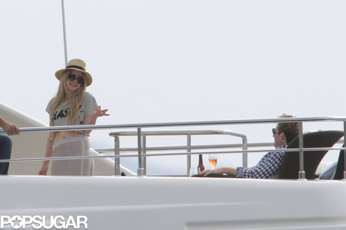 Avril Lavigne Marries Chad Kroeger in a Black Wedding Dress! Avril Lavigne Marries Chad Kroeger in a Black Wedding Dress!
