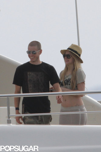 Avril Lavigne Marries Chad Kroeger in a Black Wedding Dress! Avril Lavigne Marries Chad Kroeger in a Black Wedding Dress!