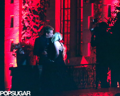 Avril Lavigne Marries Chad Kroeger in a Black Wedding Dress! Avril Lavigne Marries Chad Kroeger in a Black Wedding Dress!