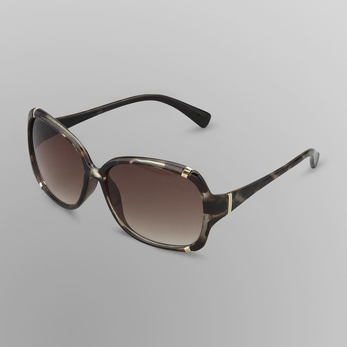 Get a little bit of your own Sofia Vergara sizzle with a pair of classic frames ($14) from the actress's Kmart line.
Get a little bit of your own Sofia Vergara sizzle with a pair of classic frames ($14) from the actress's Kmart line.