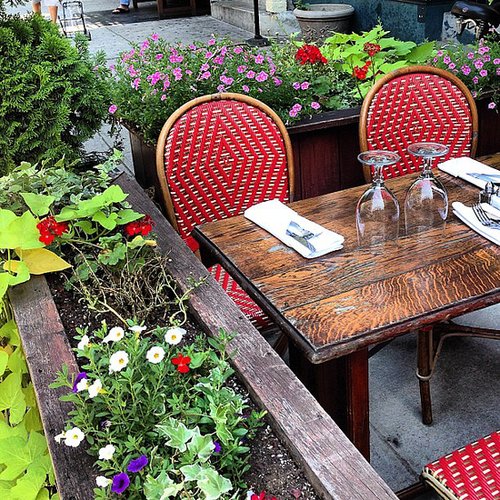 Enjoy a Meal Alfresco Enjoy a Meal Alfresco