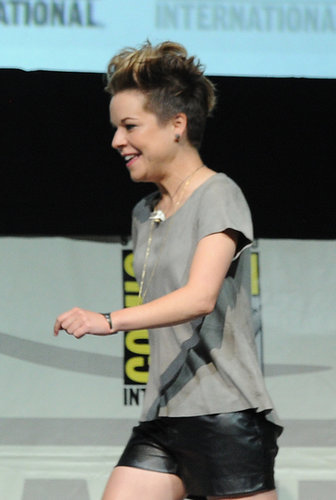 Tina Majorino was also in attendance at the Veronica Mars event.
Tina Majorino was also in attendance at the Veronica Mars event.