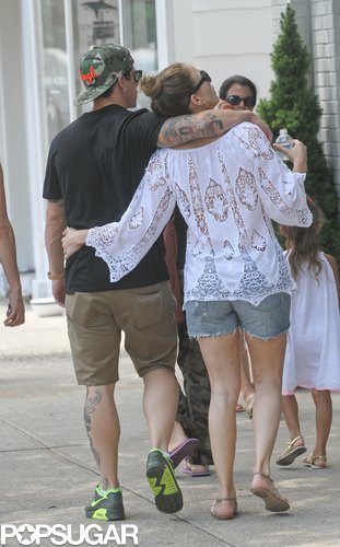 Jennifer Lopez and Casper Smart Heat Up the Hamptons With Hugs Jennifer Lopez and Casper Smart Heat Up the Hamptons With Hugs