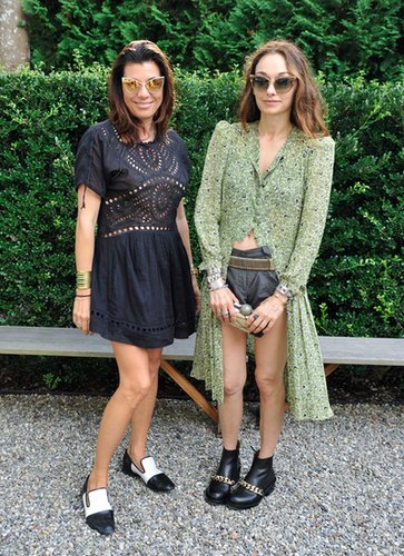 Wearing coordinating cat-eye shades, Kelly Wearstler joined Natasha Esch in Sag Harbor for her book signing.
Wearing coordinating cat-eye shades, Kelly Wearstler joined Natasha Esch in Sag Harbor for her book signing.