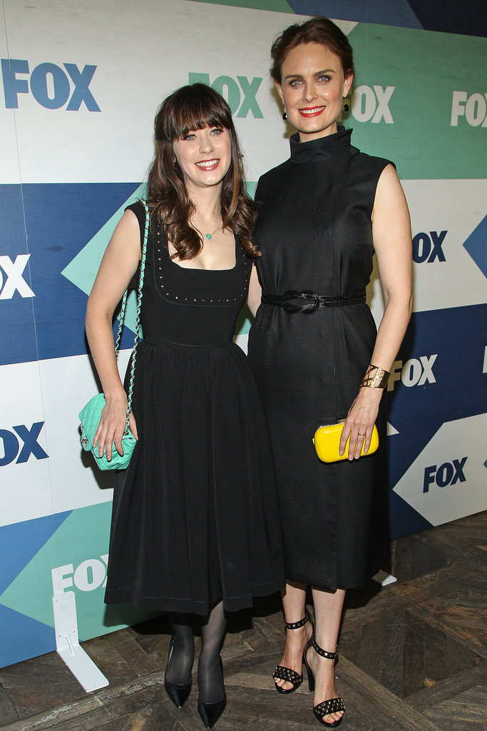 Zooey and Emily Deschanel had a cute sister moment at the Summer TCA Press Tour in LA.
Zooey and Emily Deschanel had a cute sister moment at the Summer TCA Press Tour in LA.