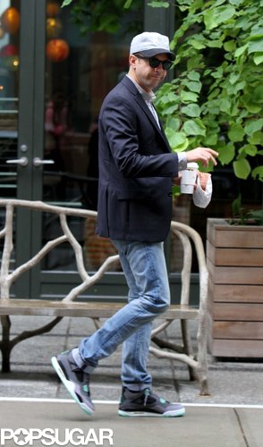Jason Sudeikis wore a blazer and jeans for a press day in NYC.
Jason Sudeikis wore a blazer and jeans for a press day in NYC.