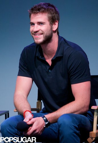 Looking Good, Hemsworth! Liam Promotes Paranoia in the Big Apple Looking Good, Hemsworth! Liam Promotes Paranoia in the Big Apple