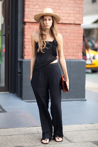 Because a simple outfit leaves ample room to accessorize with a hat.
Source: Le 21ème | Adam Katz Sinding
Because a simple outfit leaves ample room to accessorize with a hat.
Source: Le 21ème | Adam Katz Sinding