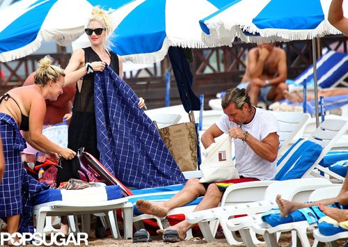 Gwen Stefani Stays Glam as Gavin Rossdale Goes Shirtless Gwen Stefani Stays Glam as Gavin Rossdale Goes Shirtless