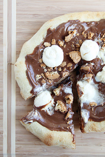 The classic: Nutella on toast
The twist: Almond Nutella pizza
Toasted or not, it didn't matter; Nutella on any kind of bread was always a pleasant surprise. Now you can upgrade the kid favorite with one mouthwatering word: pizza. Sure, it's technically a dessert, but that won't stop us from having it for breakfast.
The classic: Nutella on toast
The twist: Almond Nutella pizza
Toasted or not, it didn't matter; Nutella on any kind of bread was always a pleasant surprise. Now you can upgrade the kid favorite with one mouthwatering word: pizza. Sure, it's technically a dessert, but that won't stop us from having it for breakfast.