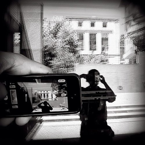 This Glass/iPhone collaboration image was taken at UC Berkeley.
Source: Instagram user koci_glass
This Glass/iPhone collaboration image was taken at UC Berkeley.
Source: Instagram user koci_glass