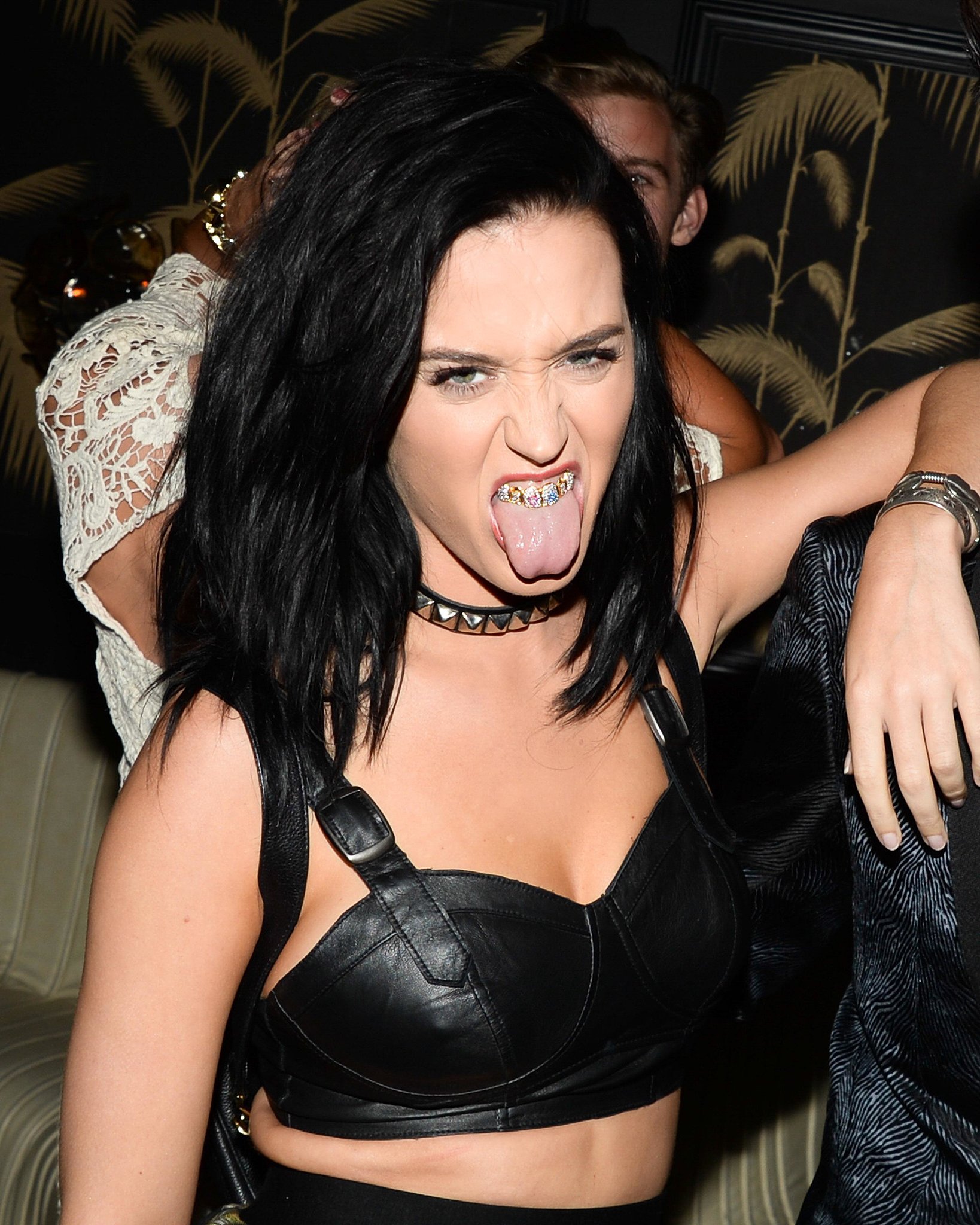 Katy Perry Showed Off Her Grill Inside The Afterparty Go Inside The Vmas Star Studded