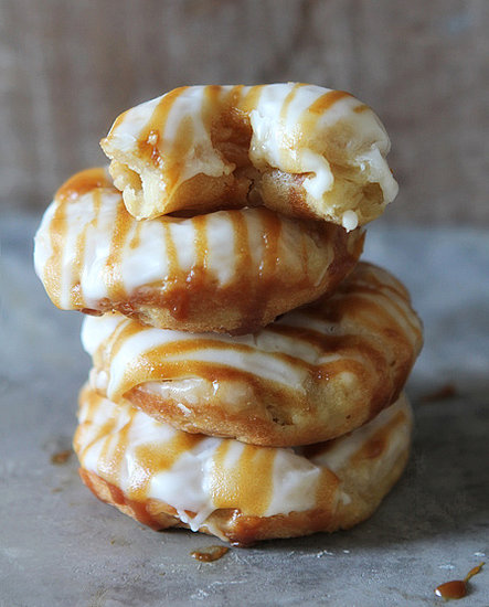 Baked Apple Doughnuts With Caramel Drizzle Baked Apple Doughnuts With Caramel Drizzle
