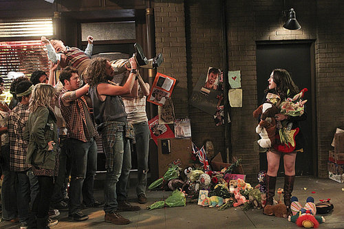 2 Broke Girls
2 Broke Girls