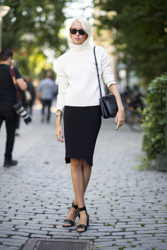 This season, get ready for the return of minimalism — crisp black-and-white palettes and easy pieces.
Source: Le 21ème | Adam Katz Sinding
This season, get ready for the return of minimalism — crisp black-and-white palettes and easy pieces.
Source: Le 21ème | Adam Katz Sinding