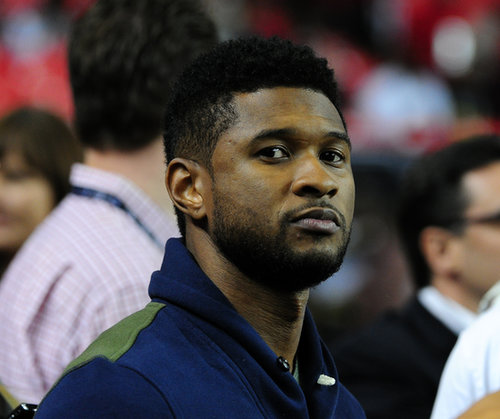 Usher took in a Philadelphia Eagles vs. Atlanta Falcons game in September 2011.
Usher took in a Philadelphia Eagles vs. Atlanta Falcons game in September 2011.