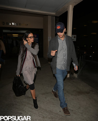 Amicable Exes? Ashton Kutcher Reunites With Ex-Wife Demi Moore For a Flight Amicable Exes? Ashton Kutcher Reunites With Ex-Wife Demi Moore For a Flight