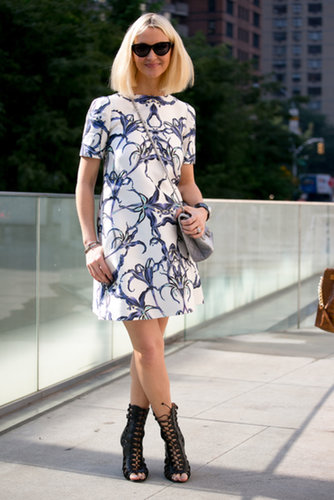Zanna Roberts Rassi showed off a Prabal Gurung sheath.
Zanna Roberts Rassi showed off a Prabal Gurung sheath.