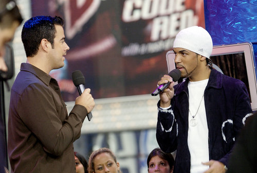 Carson Daly interviewed Craig David in the TRL studios in 2001.
Carson Daly interviewed Craig David in the TRL studios in 2001.