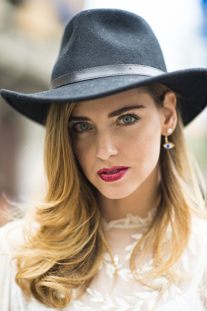 Chiara Ferragni looked effortlessly glamorous in a diffused red lip, which she paired with striking bold brows.
Source: Le 21ème | Adam Katz Sinding
Chiara Ferragni looked effortlessly glamorous in a diffused red lip, which she paired with striking bold brows.
Source: Le 21ème | Adam Katz Sinding