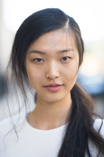 A tousled side ponytail is always a good option for a day out.
Source: Le 21ème | Adam Katz Sinding
A tousled side ponytail is always a good option for a day out.
Source: Le 21ème | Adam Katz Sinding