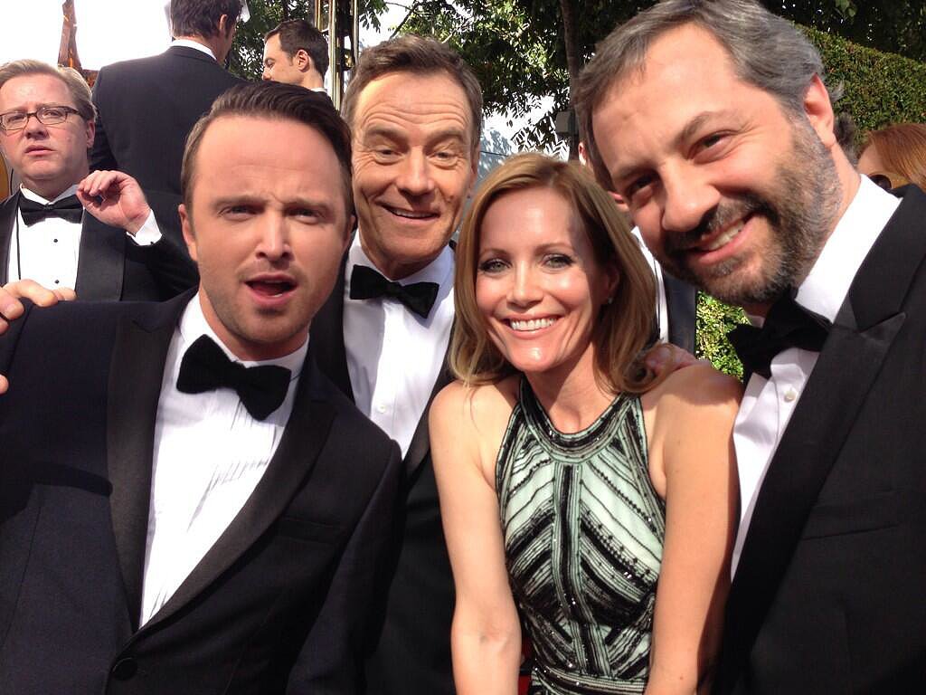 Leslie Mann and Judd Apatow shared a moment with Bryan Cranston and Aaron Paul.
Source: Twitter user juddapatow
Leslie Mann and Judd Apatow shared a moment with Bryan Cranston and Aaron Paul.
Source: Twitter user juddapatow