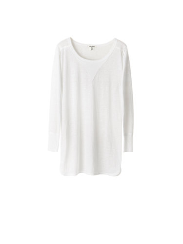 Long-sleeved T-shirt ($40)
Photo courtesy of H&M
Long-sleeved T-shirt ($40)
Photo courtesy of H&M