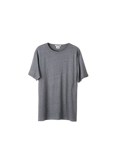 T-Shirt ($30)
Photo courtesy of H&M
T-Shirt ($30)
Photo courtesy of H&M