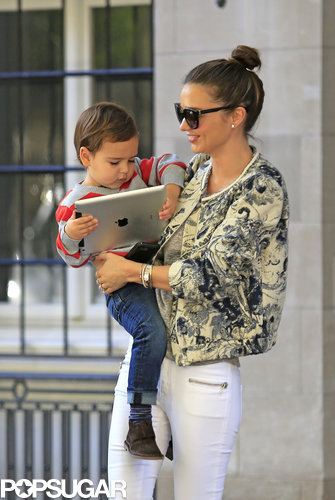 Miranda Kerr Spends the Morning With Her Tiny Techie, Flynn Bloom Miranda Kerr Spends the Morning With Her Tiny Techie, Flynn Bloom