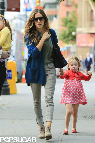 Sarah Jessica Parker Kicks Off Her Day With a Double School Run Sarah Jessica Parker Kicks Off Her Day With a Double School Run
