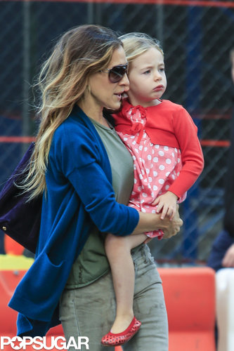 Sarah Jessica Parker Kicks Off Her Day With a Double School Run Sarah Jessica Parker Kicks Off Her Day With a Double School Run