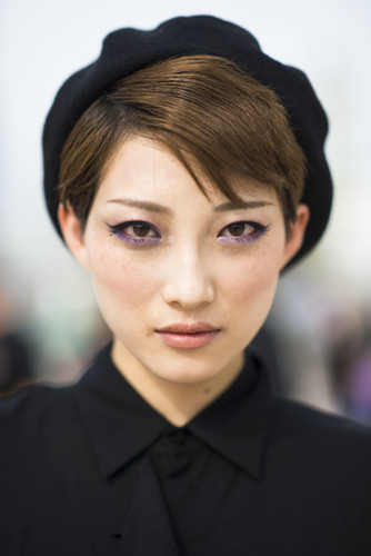 Winged eyeliner, purple shadow, and a black beret? We can't find one thing wrong with this look.
Source: Le 21ème | Adam Katz Sinding
Winged eyeliner, purple shadow, and a black beret? We can't find one thing wrong with this look.
Source: Le 21ème | Adam Katz Sinding