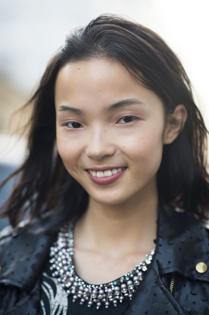 Pair your pink shadow with some white eyeliner for an unexpected look.
Source: Le 21ème | Adam Katz Sinding
Pair your pink shadow with some white eyeliner for an unexpected look.
Source: Le 21ème | Adam Katz Sinding