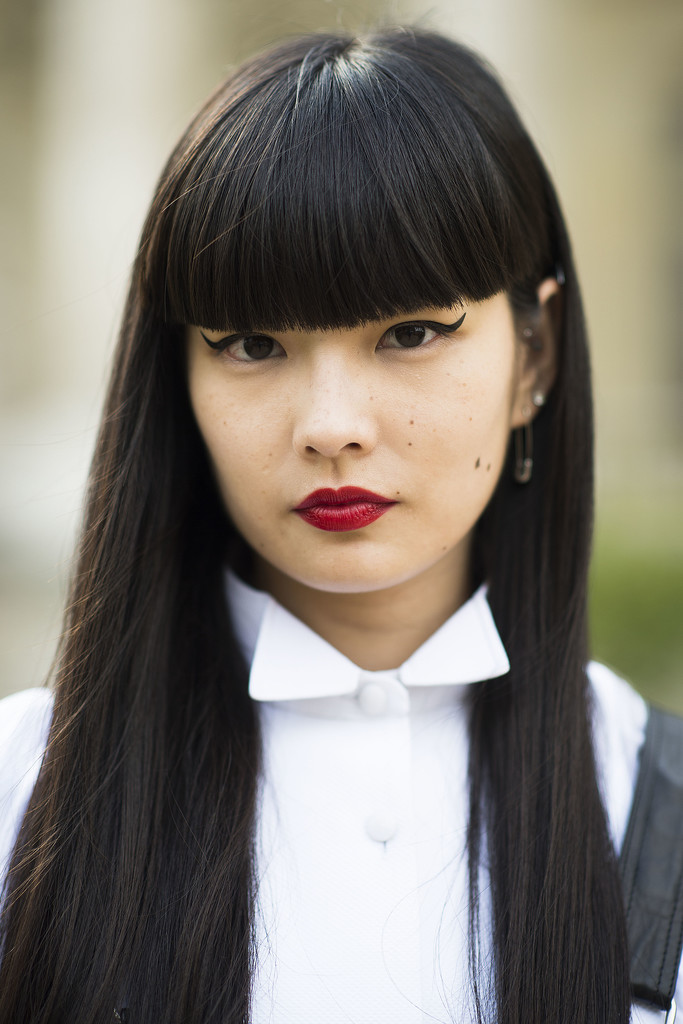 Red lipstick, blunt bangs, and cat eyeliner are absolute classics.
Source: Le 21ème | Adam Katz Sinding
Red lipstick, blunt bangs, and cat eyeliner are absolute classics.
Source: Le 21ème | Adam Katz Sinding