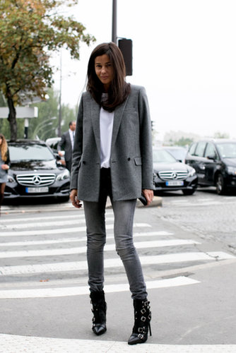 Subscribe to this dress code on Barbara Martelo for the chicest kind of effortless looks.
Subscribe to this dress code on Barbara Martelo for the chicest kind of effortless looks.