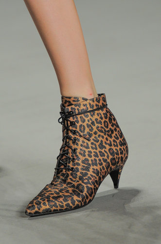 Saint Laurent Spring 2014
Saint Laurent Spring 2014