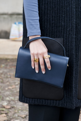 Keeping it simple with cool jewels.
Keeping it simple with cool jewels.