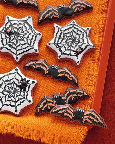 Bat and Cobweb Cookies Bat and Cobweb Cookies