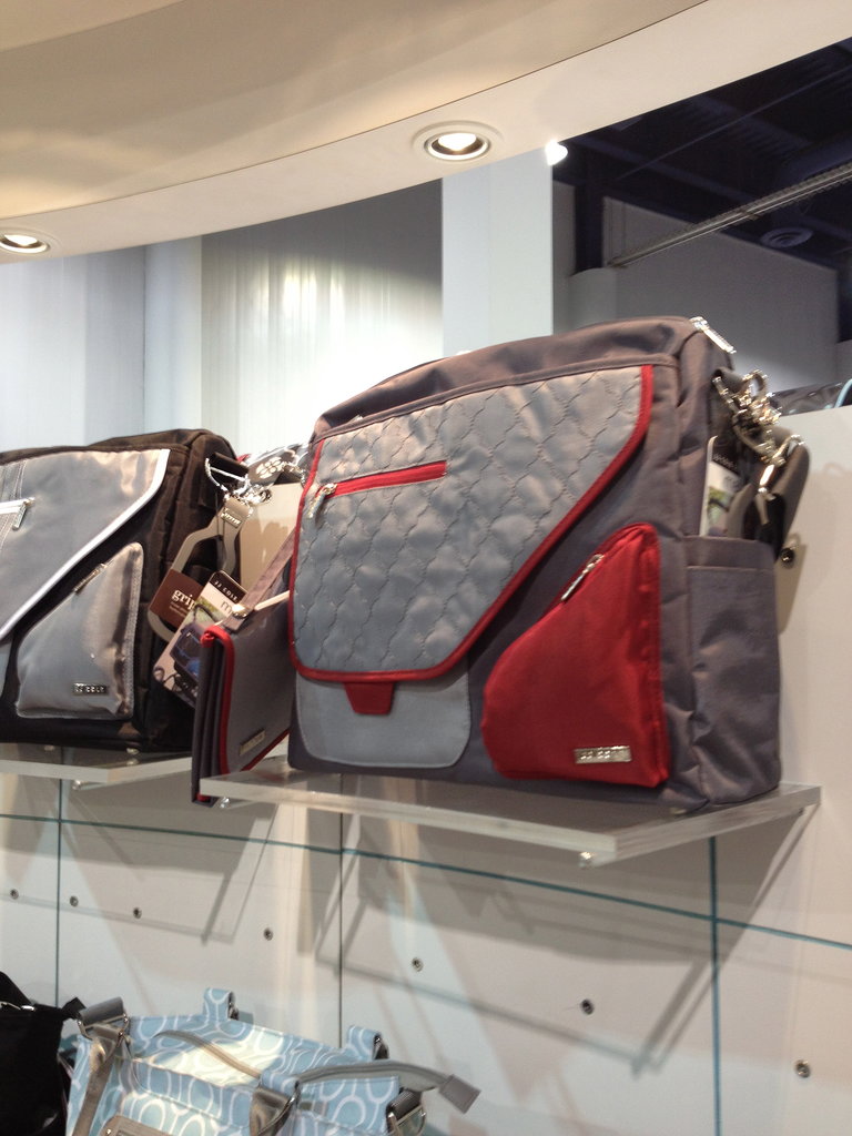 JJ Cole's Metra diaper bags are designed to be unisex.
